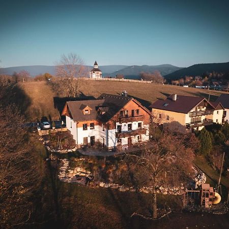 Penzion Zrzka Kořenov エクステリア 写真